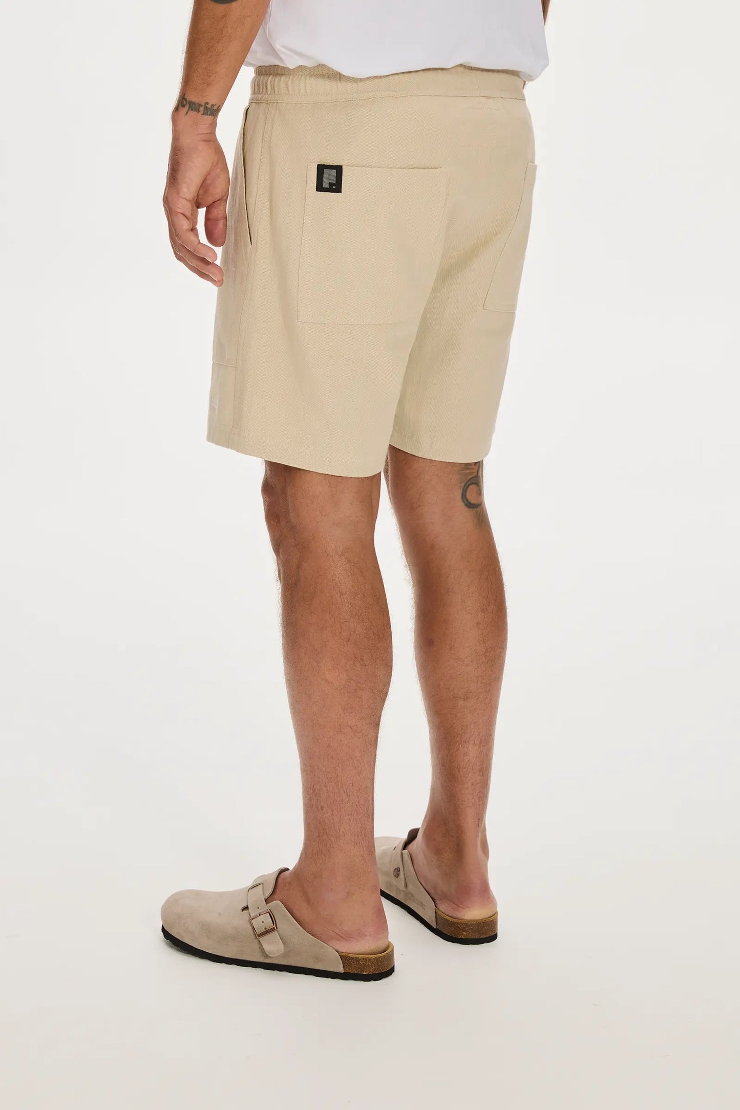 Base Short Beige
