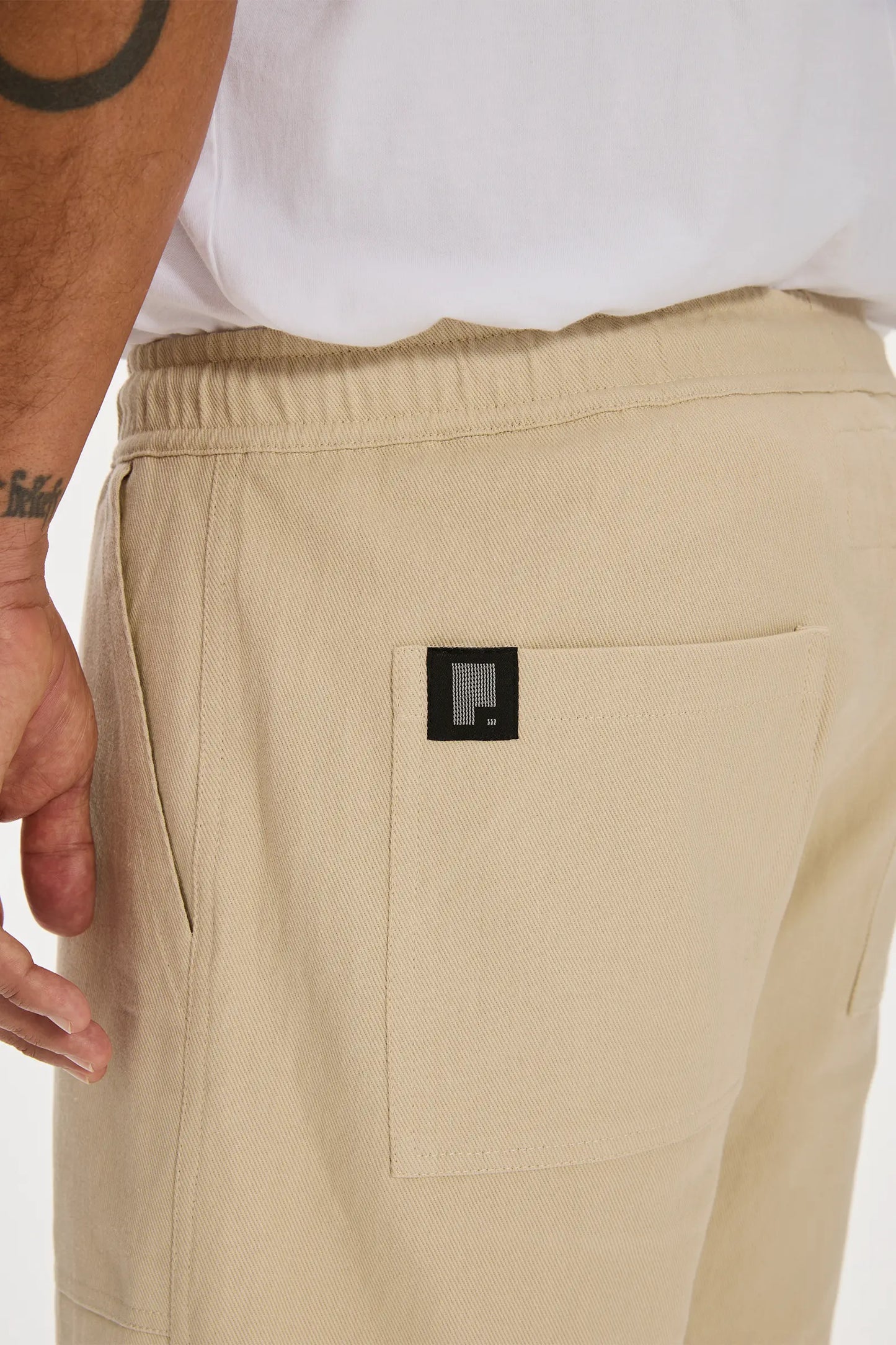 Base Short Beige