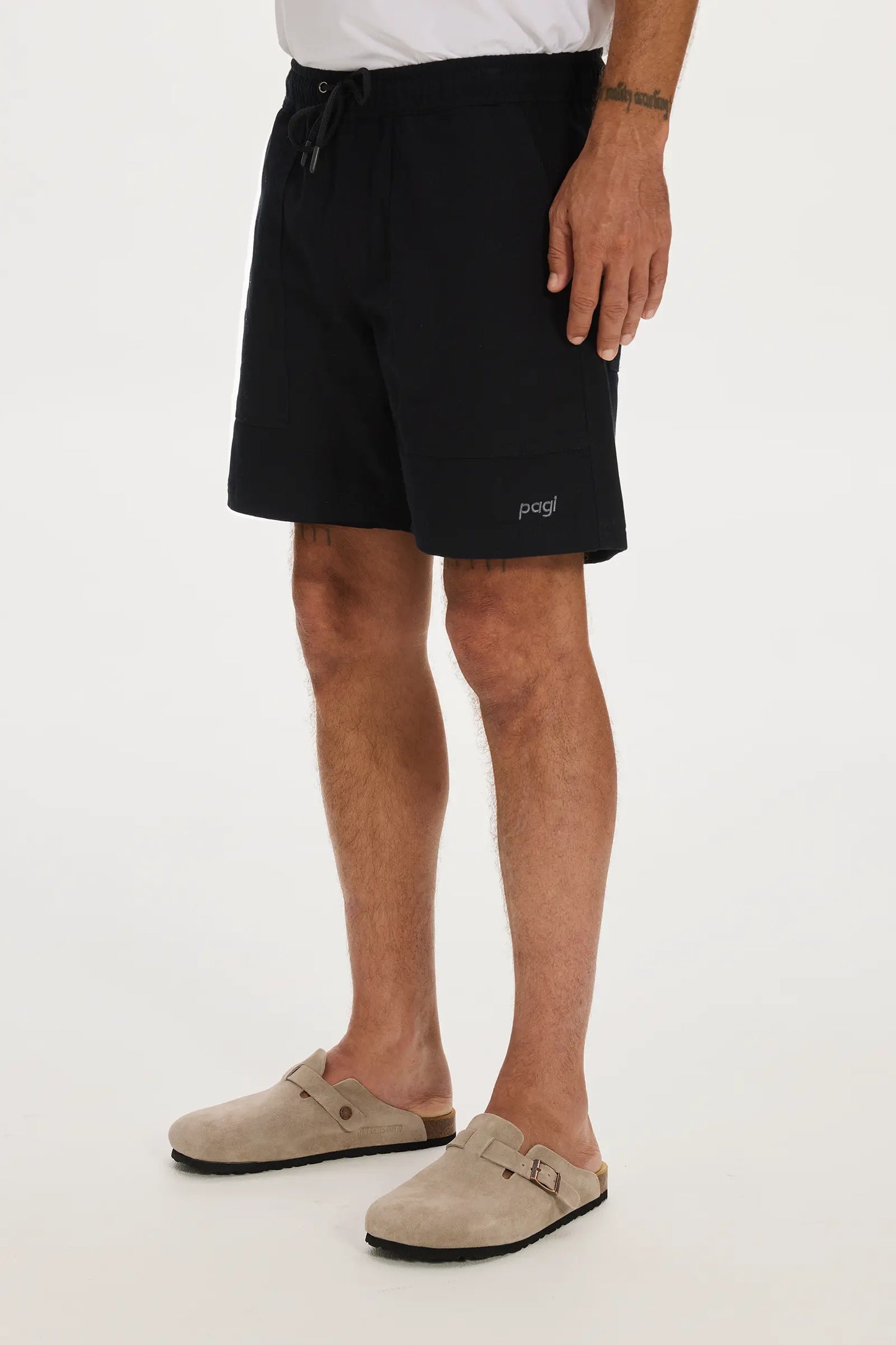 Base Short Black