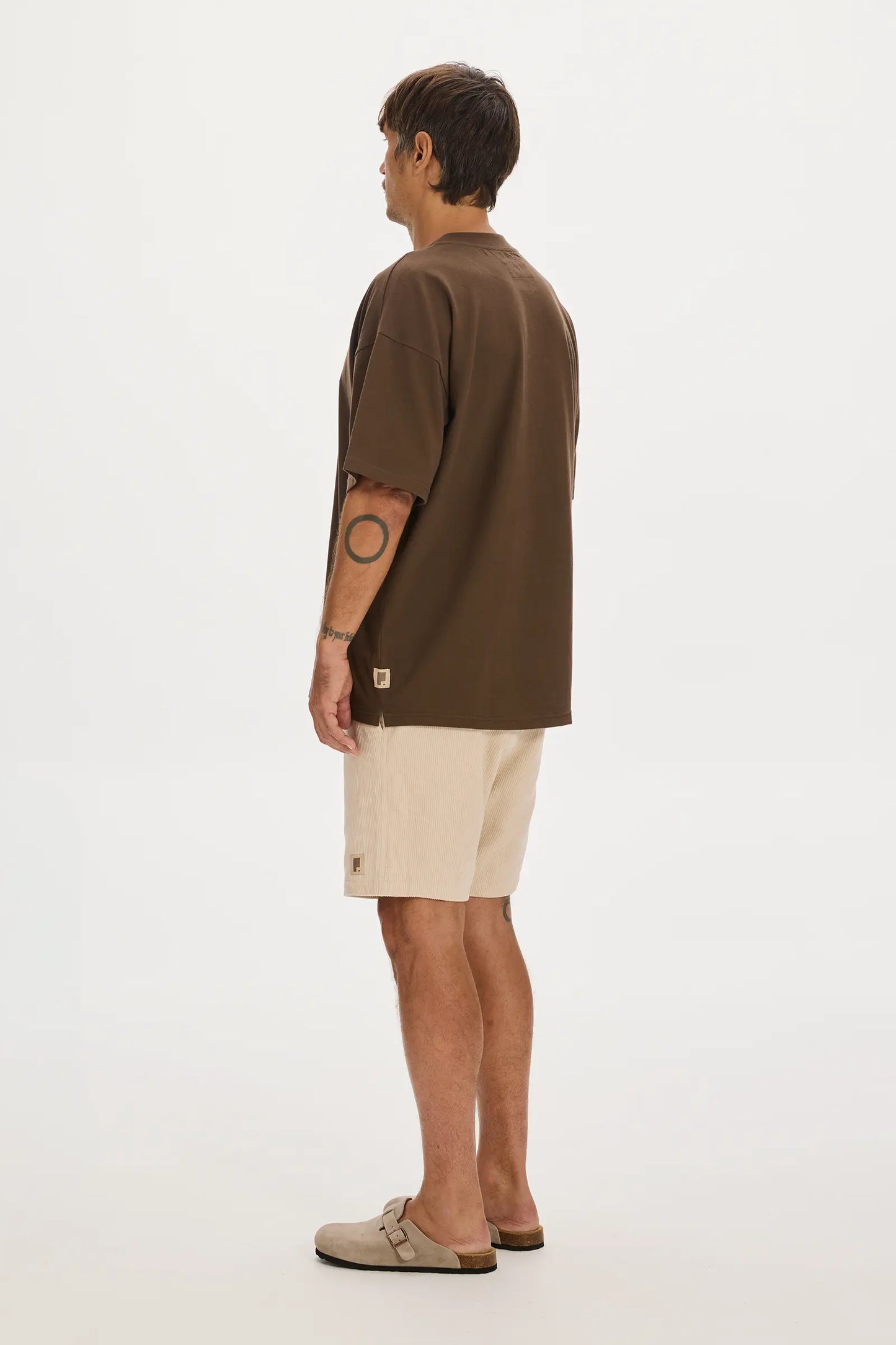 Oversized Pagi Tee Brown