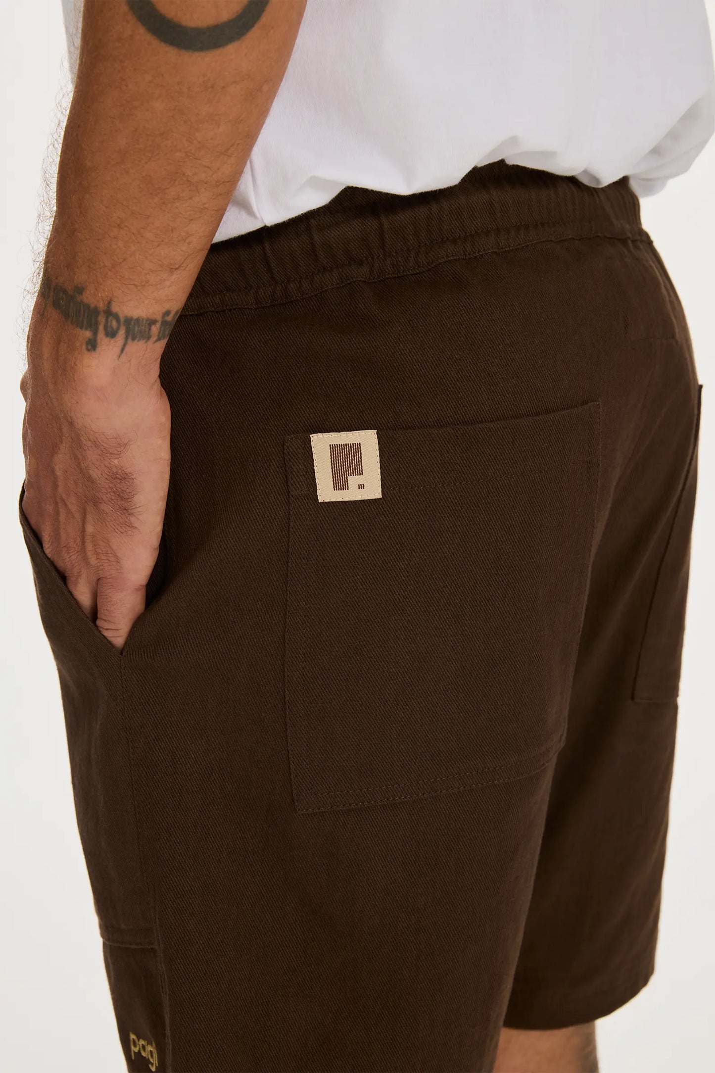 Base Short Brown