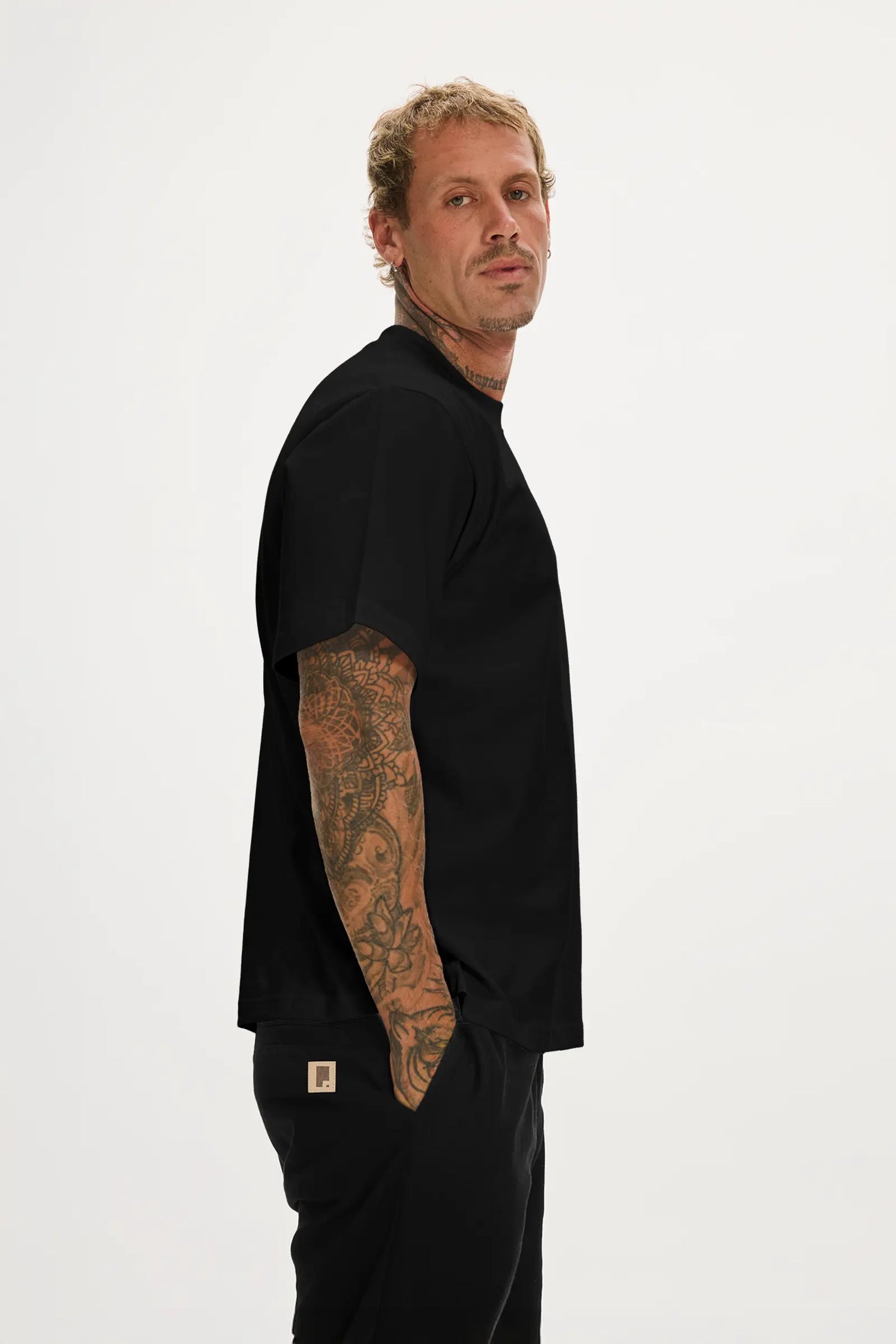 Box Tee Black