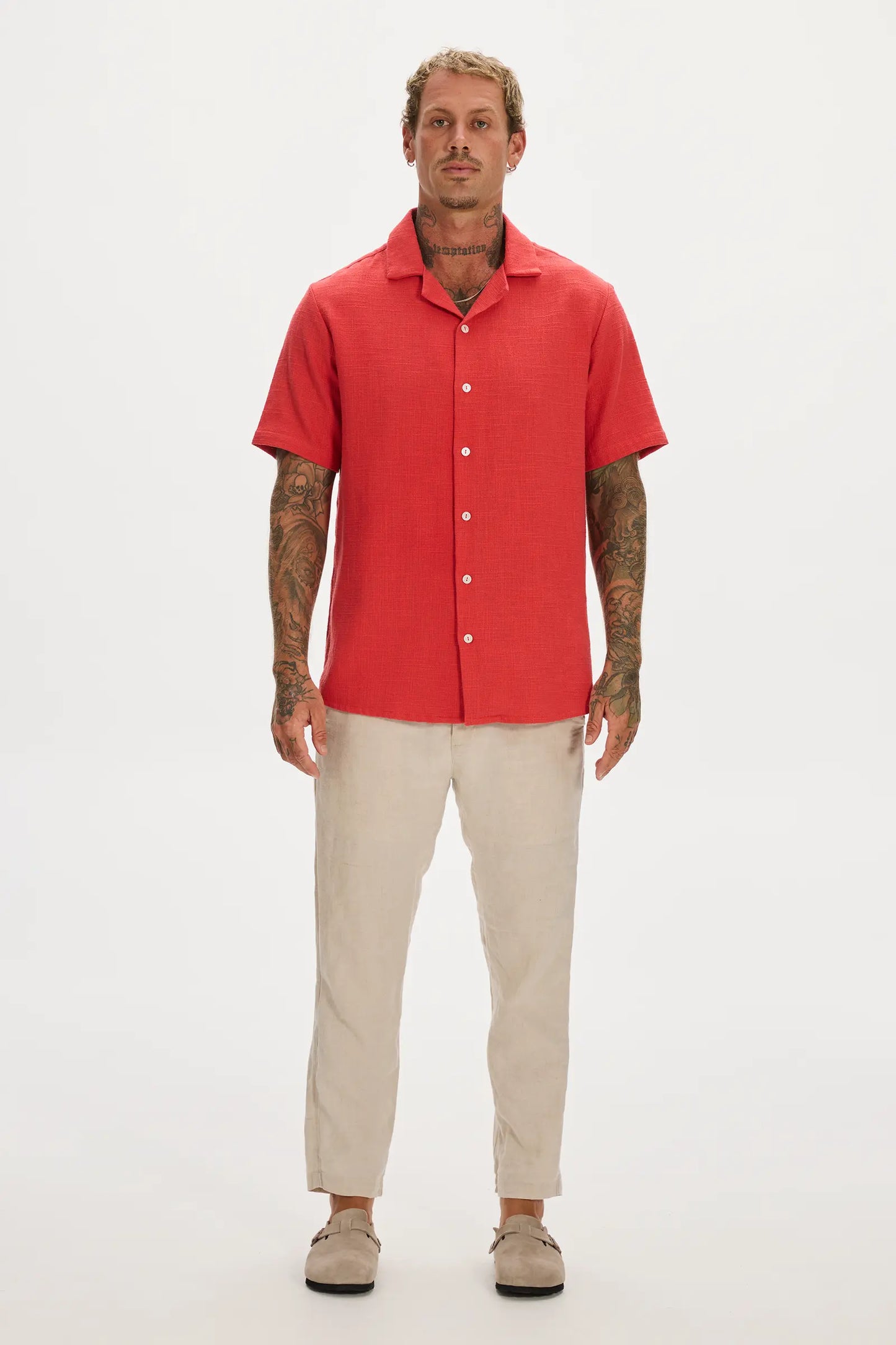 color-red