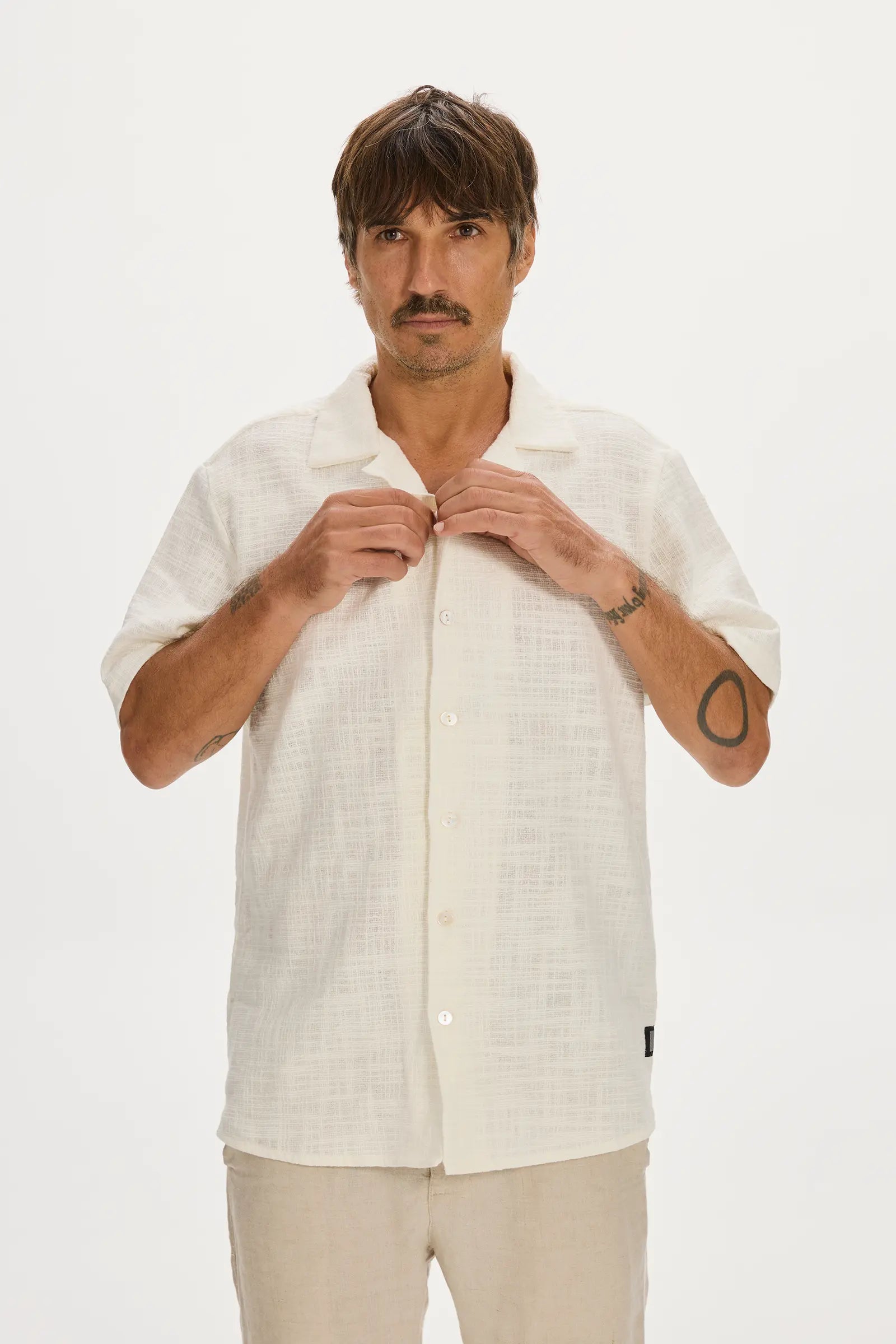 color-white